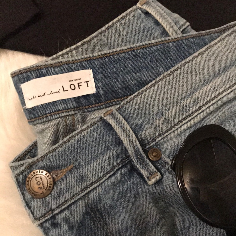 Ann Taylor LOFT Relaxed Skinny Jeans - Picture 5 of 7